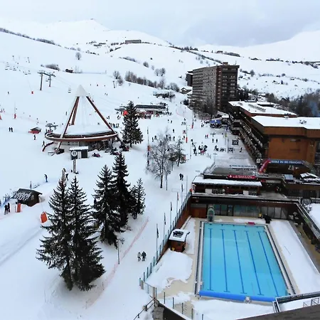 Renove Avec Balcon, Au Pied Des Pistes, Piscine Chauffee, Proche Telesiege Et Commerces - Fr-1-267-258 Villarembert
